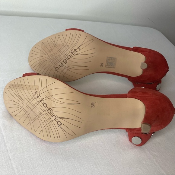 Bugatti Suede Sandals with Heel. - Picture 8 of 9